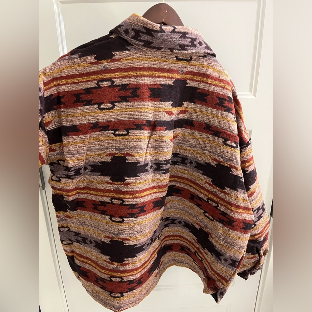 ❌Perch Multicolor Aztec Jacket

💵Bundle&Save💵 - Picture 3 of 7
